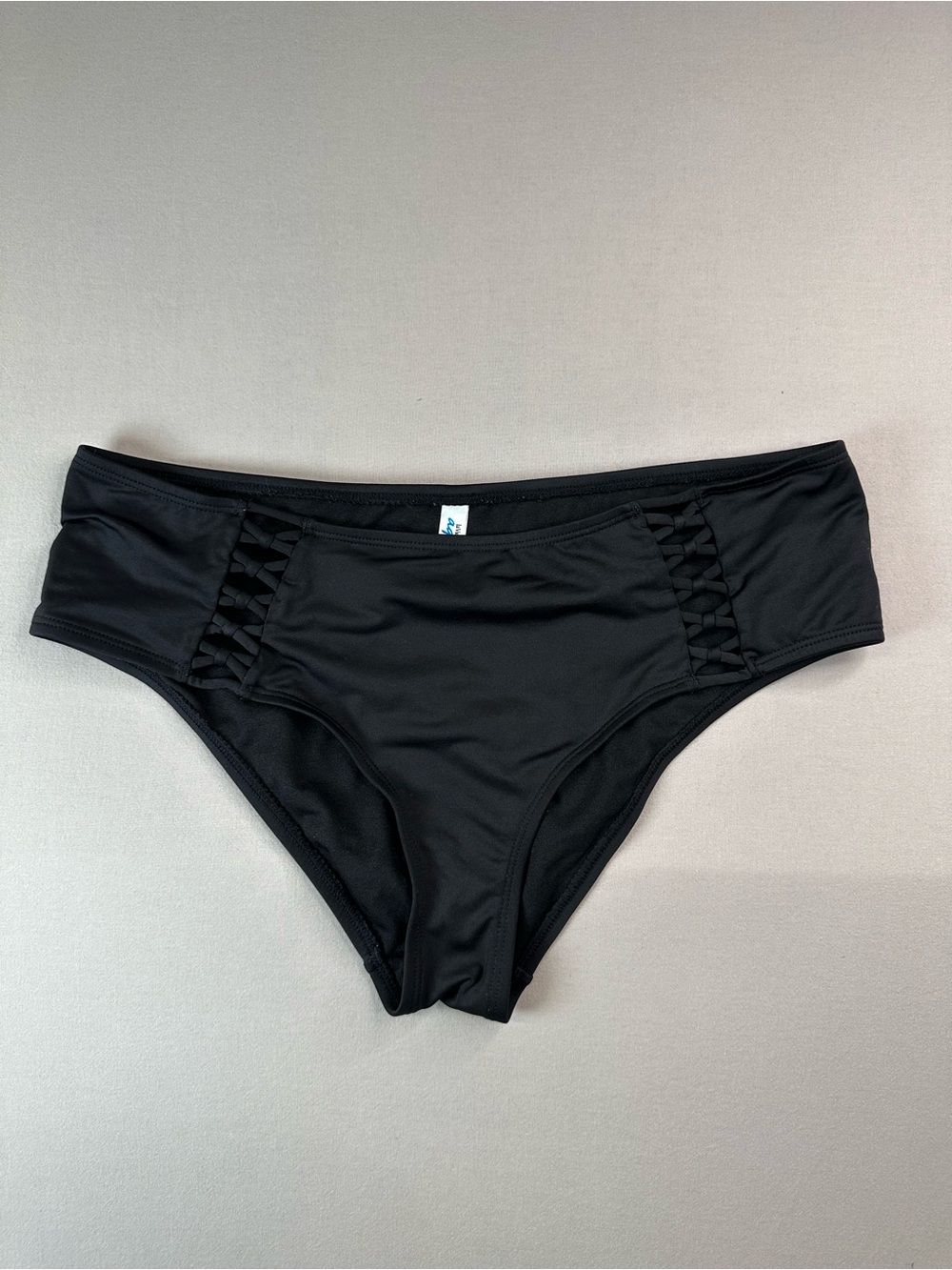 La Vie en Rose Black Bikini Bottom • Size L • Side Lattice Detail • Swimwear